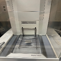 Mettler Toledo XPR226 Analytical Balance w/ Granite Surface image 0